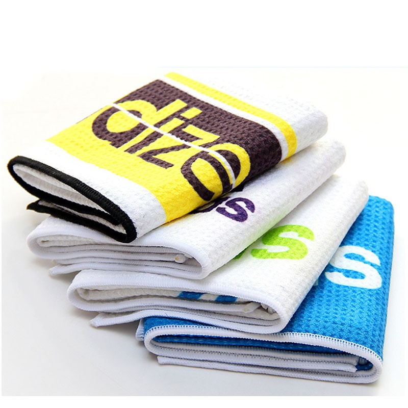 Waffle-Weave Microfiber Golf Towel with Integrated Carabiner Clip